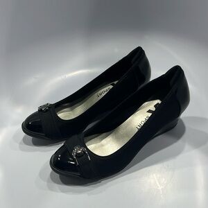 Anne Klein Sport Women’s Size 8M black high heels